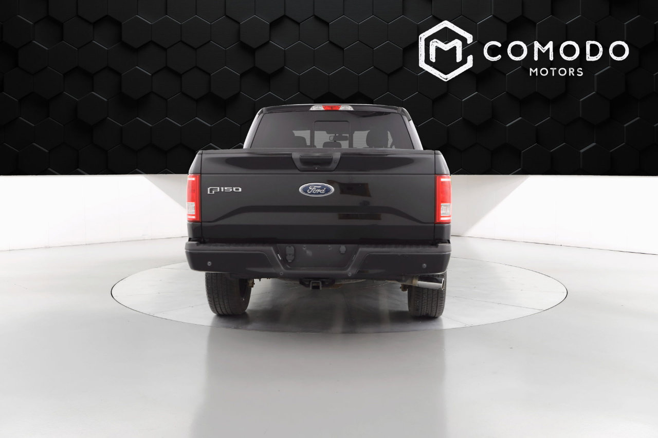 Used 2016 Ford F150 XLT w/ Equipment Group 302A Luxury image 4