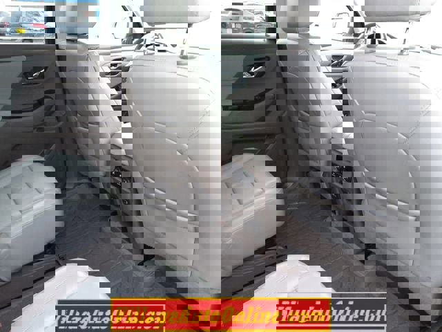 Used 2019 Chevrolet Traverse LT w/ LT Premium Package image 36