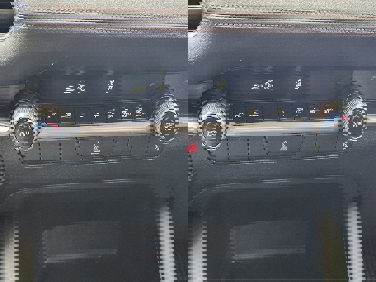 Used 2025 MAZDA MAZDA3 s image 18