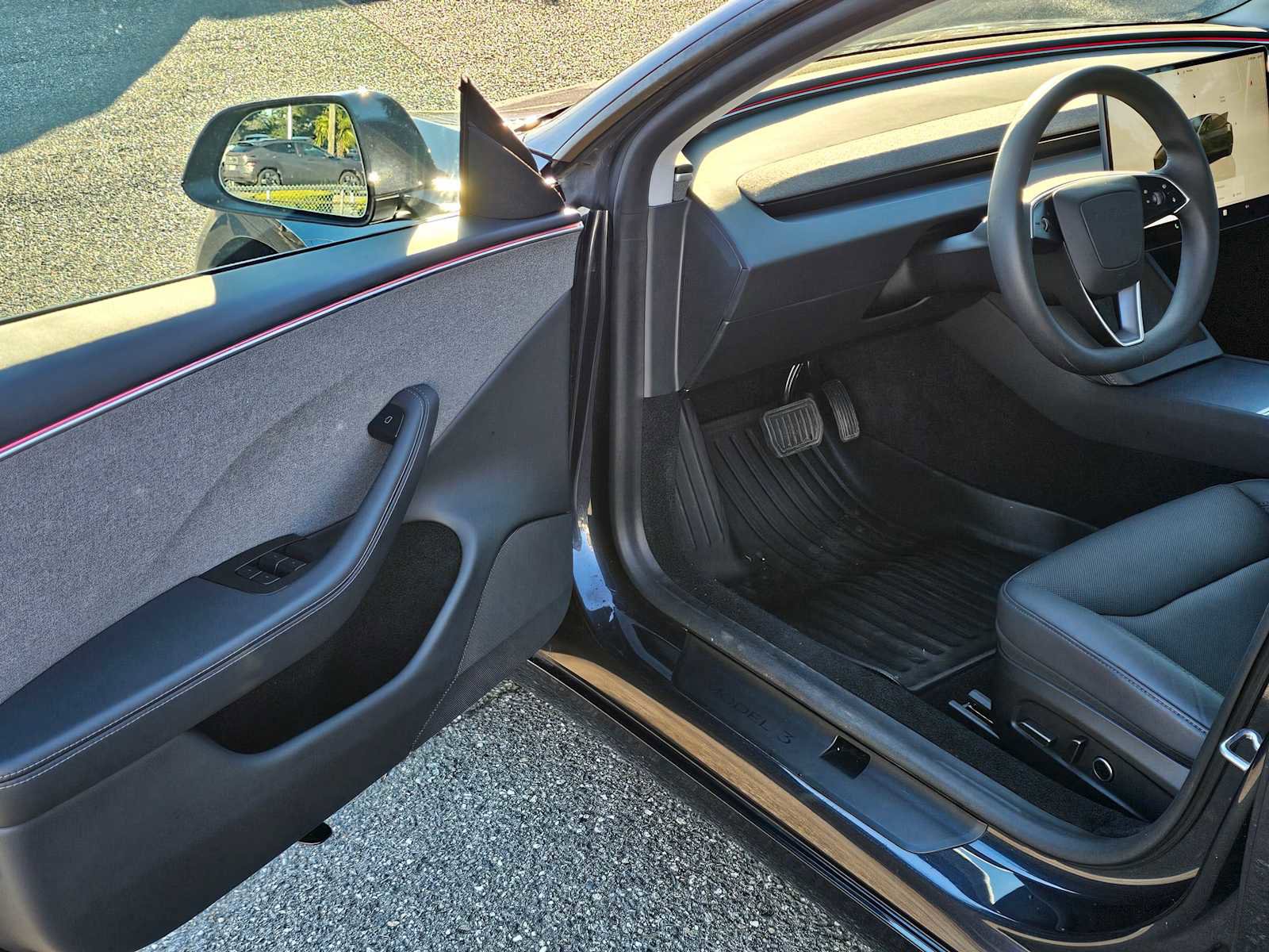 Used 2024 Tesla Model 3 Standard Range image 20