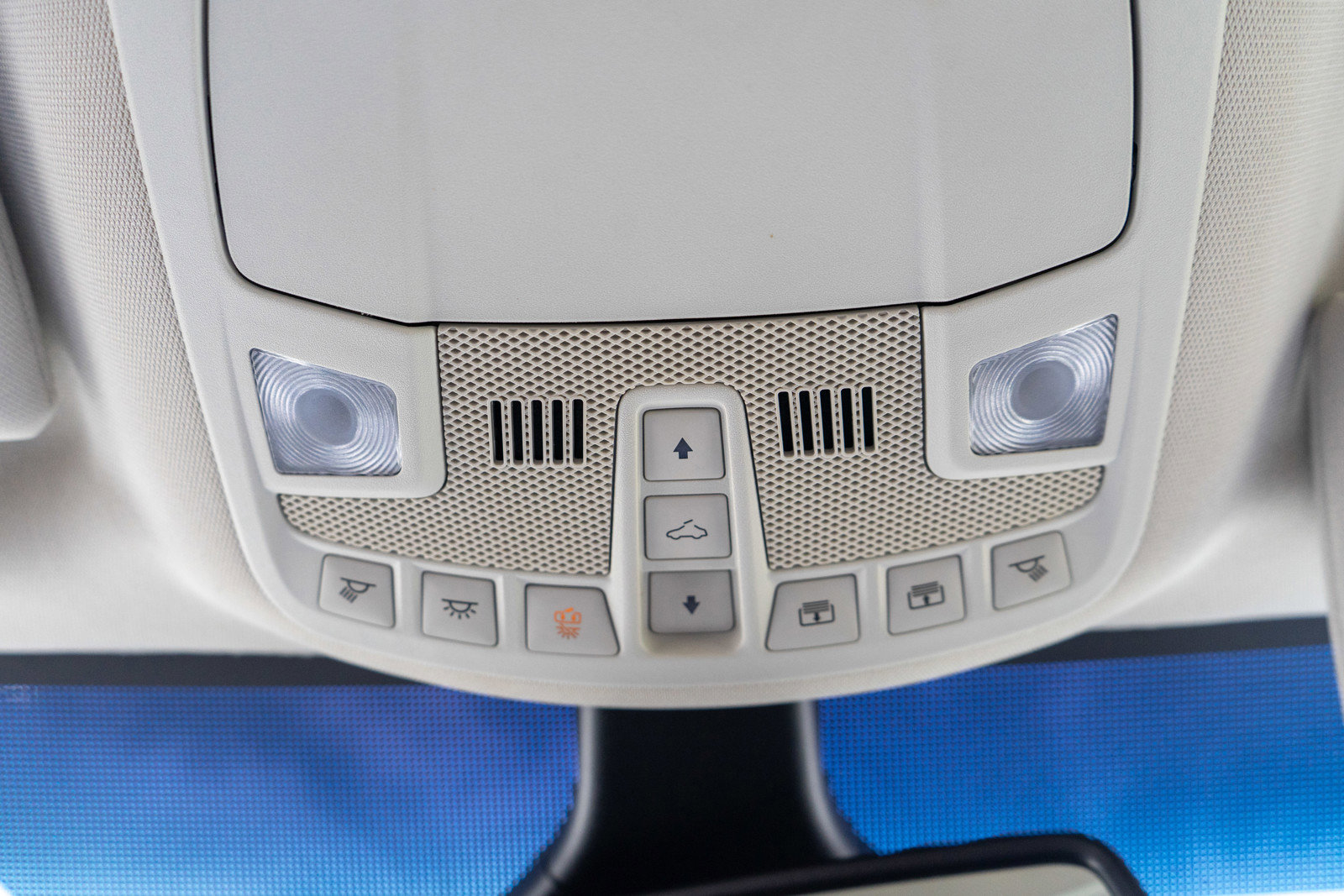 Used 2019 Ford Edge Titanium w/ Equipment Group 301A AWD/4WD image 24