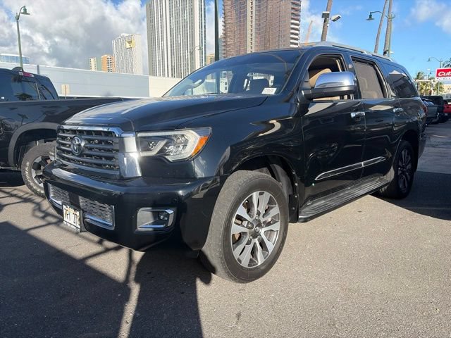 Used 2018 Toyota Sequoia Limited w/ Safety & Convenience Package RWD image 3