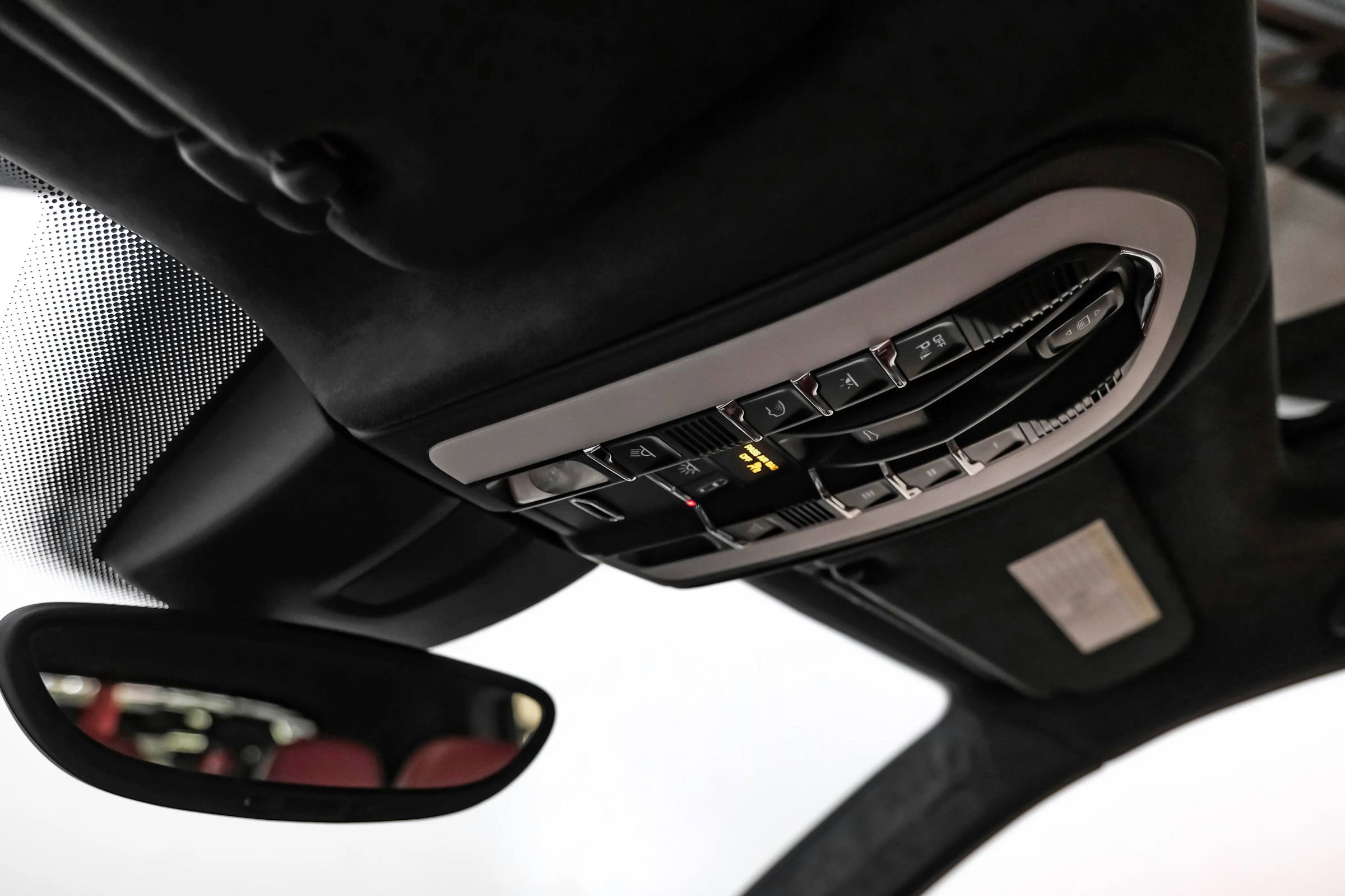 Used 2017 Porsche Cayenne GTS image 23