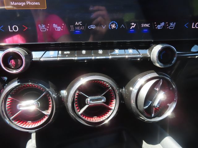 Certified 2025 Chevrolet Blazer EV RS AWD/4WD image 32