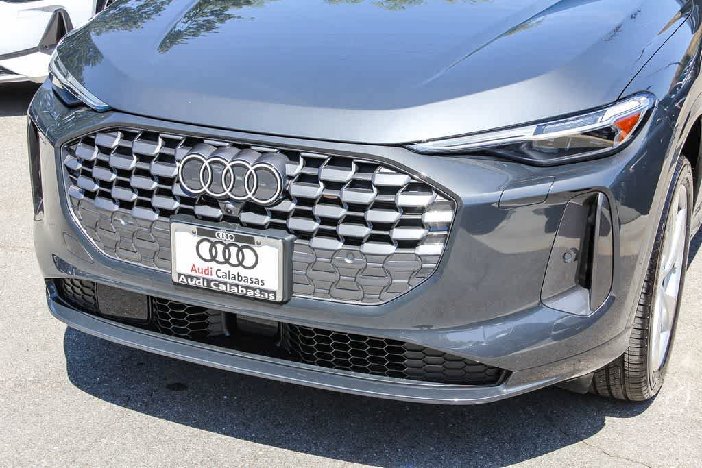 Used 2025 Audi Q5 Premium Plus w/ Premium Plus AWD/4WD image 8