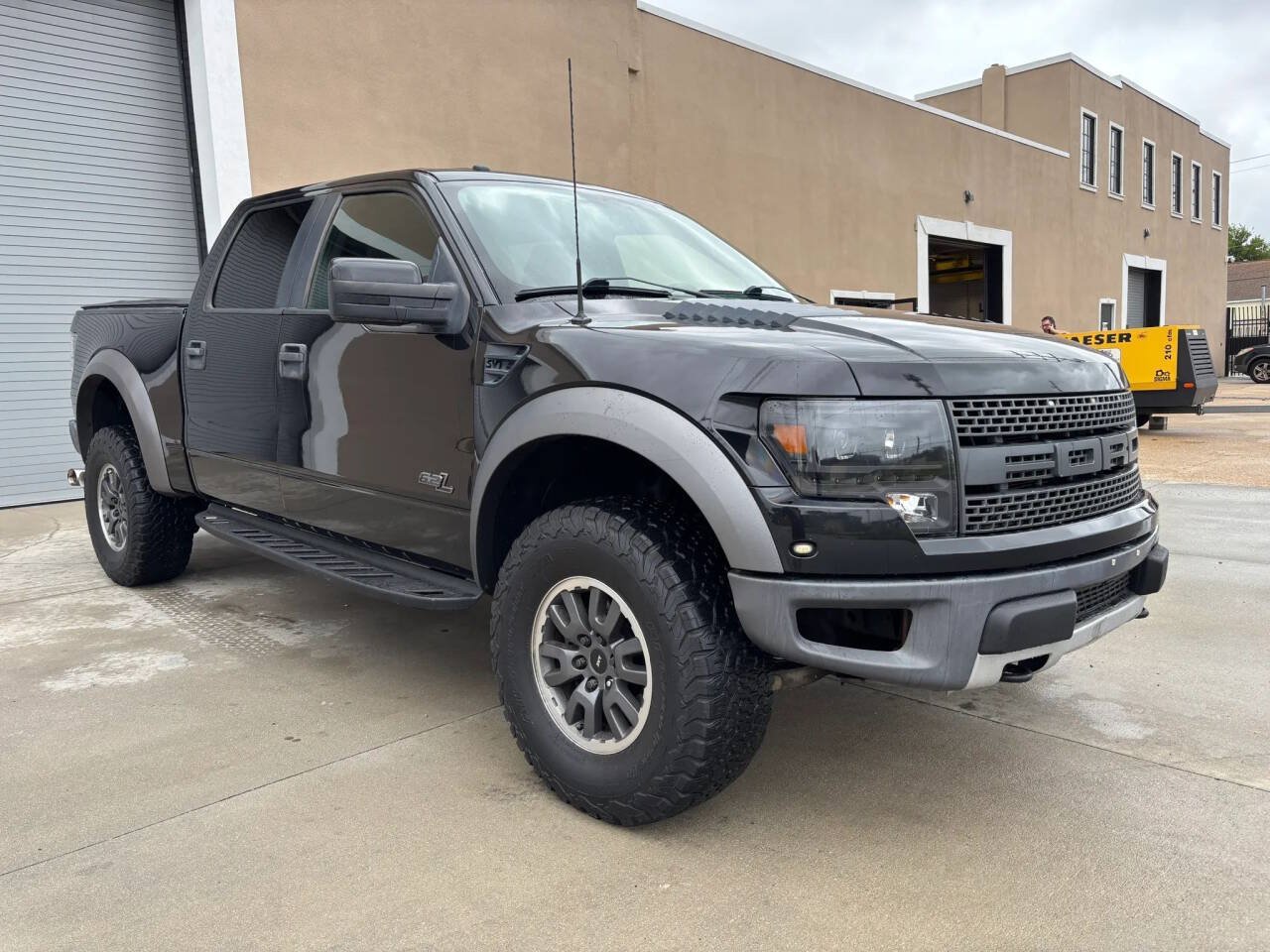 Used 2011 Ford F150 Raptor AWD/4WD image 8