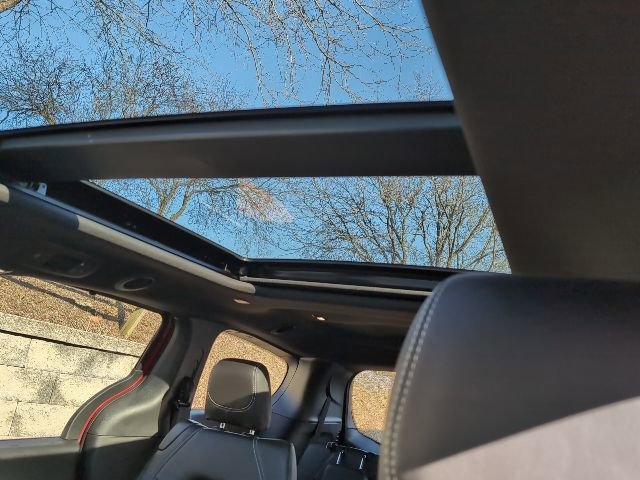 Used 2026 Chrysler Pacifica Select image 20