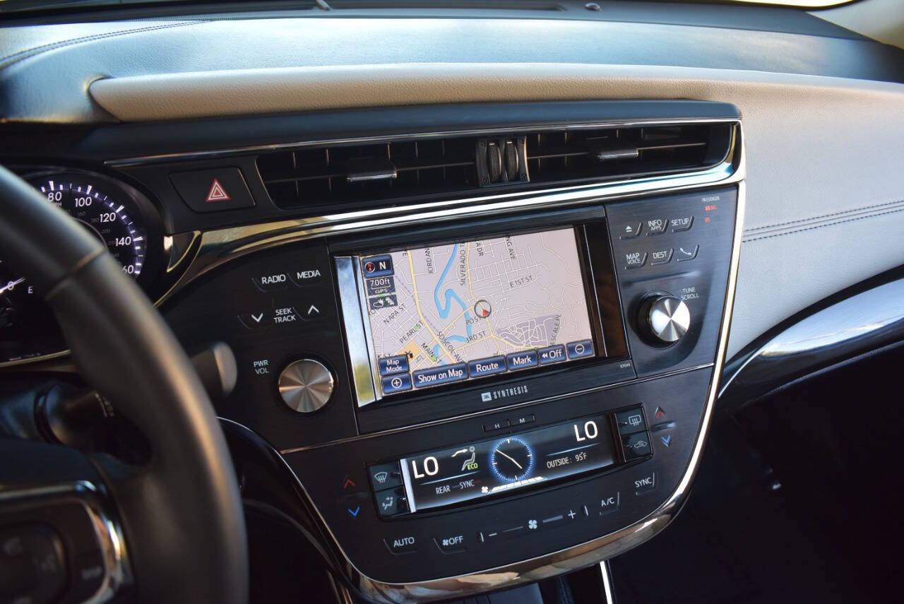 Used 2014 Toyota Avalon Limited w/ Technology Package FWD image 27