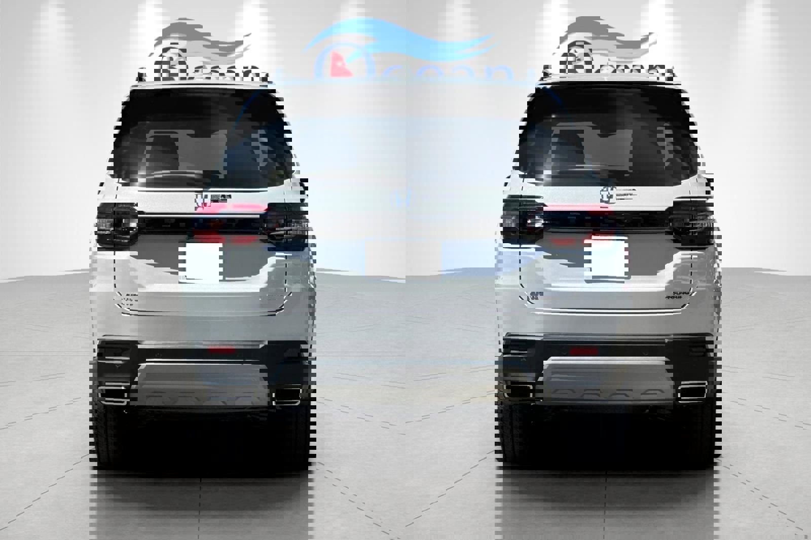 New 2025 Honda Pilot Touring image 5