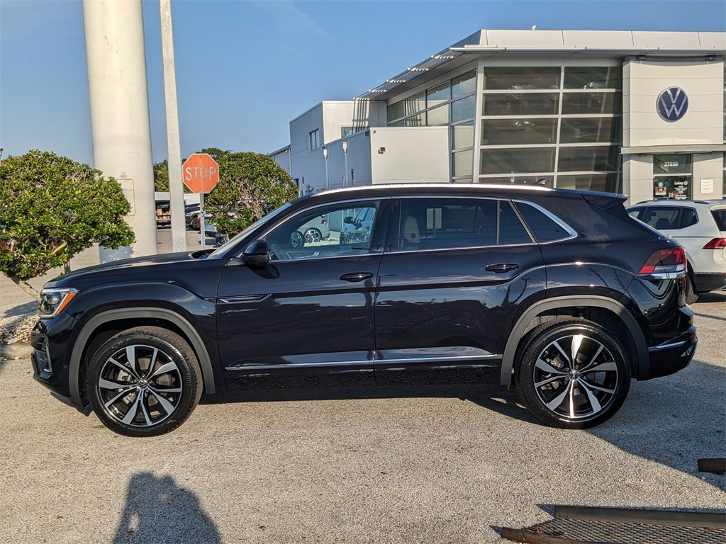 New 2026 Volkswagen Atlas Cross Sport SEL Premium R-Line image 5
