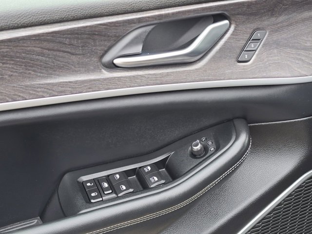 Used 2022 Jeep Grand Cherokee Limited 4xe image 42