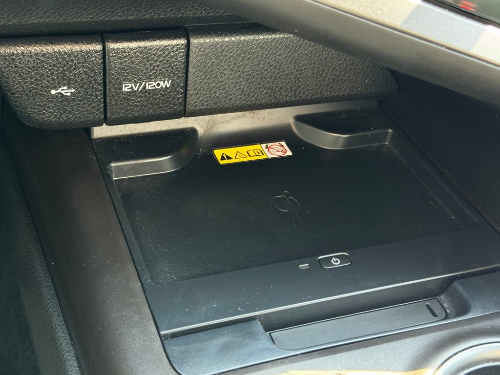Used 2022 Toyota Camry XSE FWD image 22