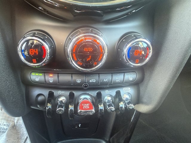 Used 2023 MINI Cooper S image 13