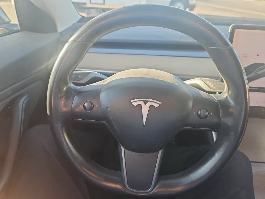 Used 2018 Tesla Model 3 RWD image 15