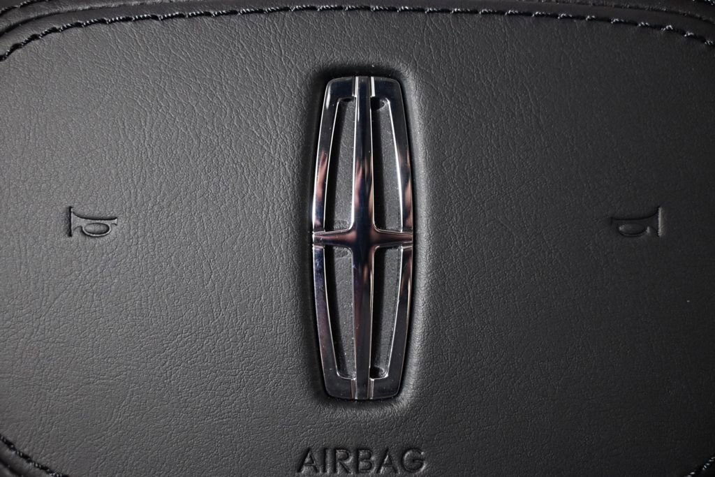 New 2026 Lincoln Nautilus Reserve image 32