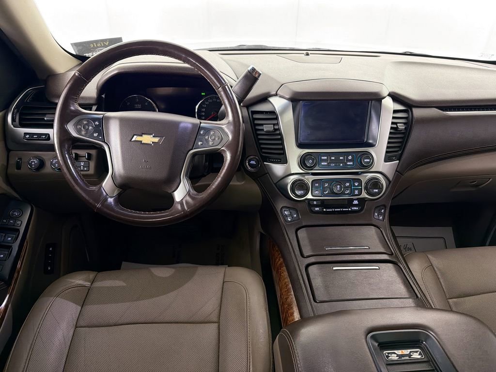 Used 2017 Chevrolet Suburban Premier image 22