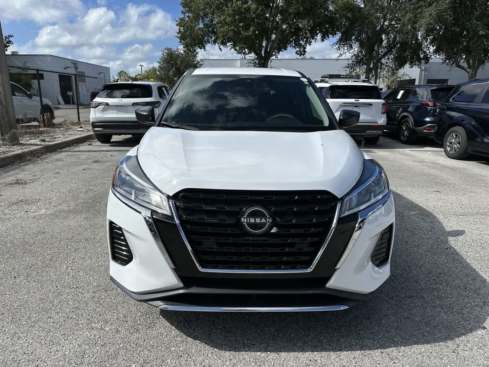 Used 2023 Nissan Kicks S FWD image 12