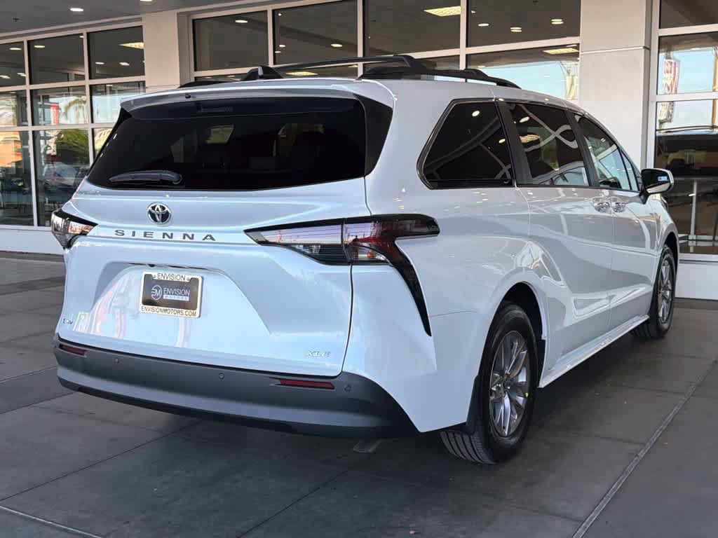 New 2026 Toyota Sienna XLE FWD image 13