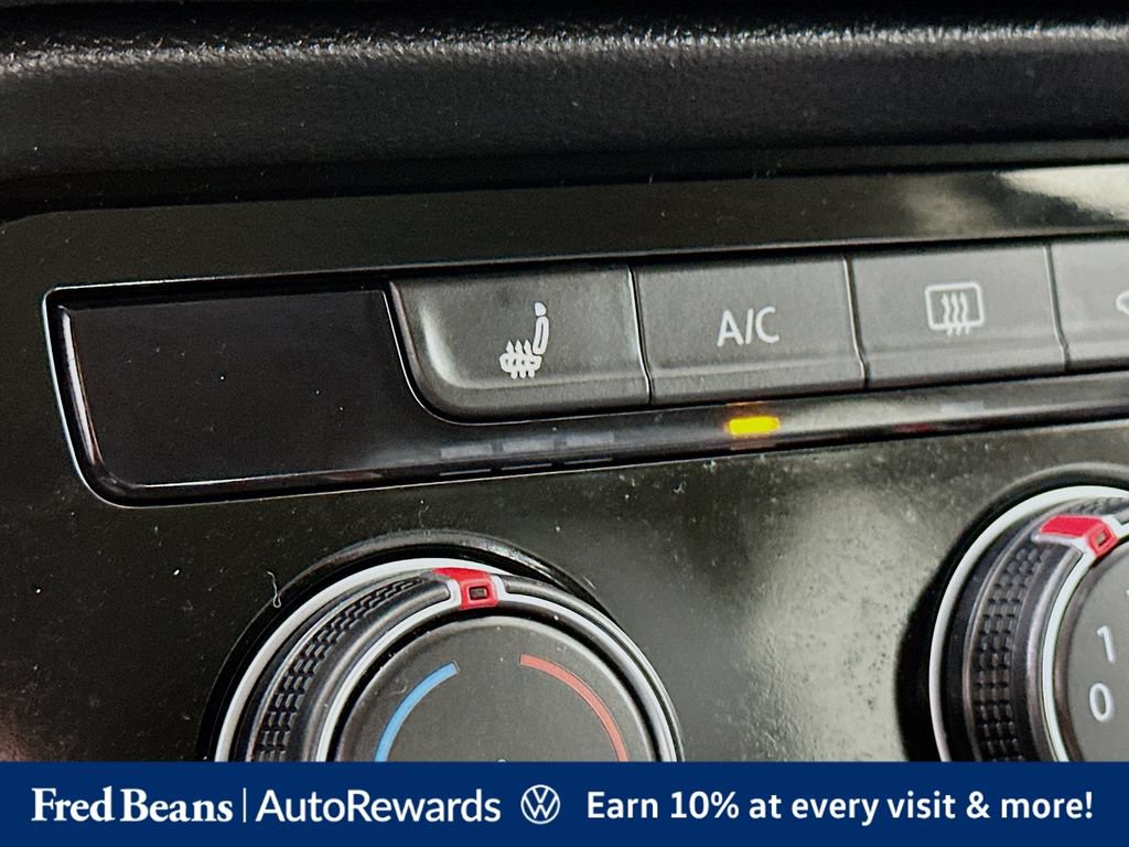 Certified 2023 Volkswagen Taos SE AWD/4WD image 24