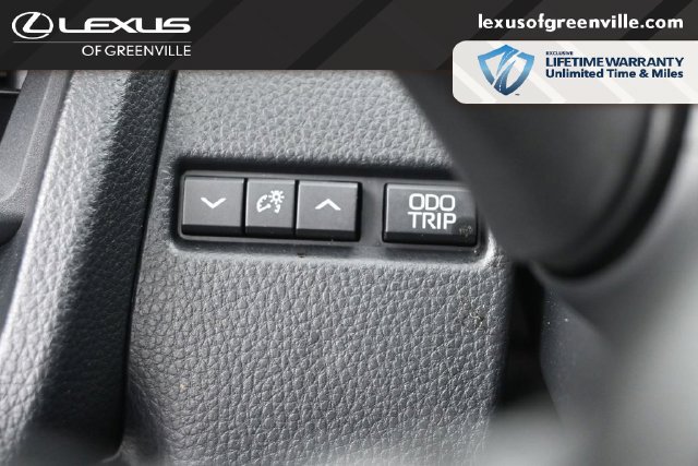 Used 2023 Toyota Prius LE FWD image 17