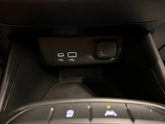 Certified 2025 Buick Envista Preferred FWD image 27