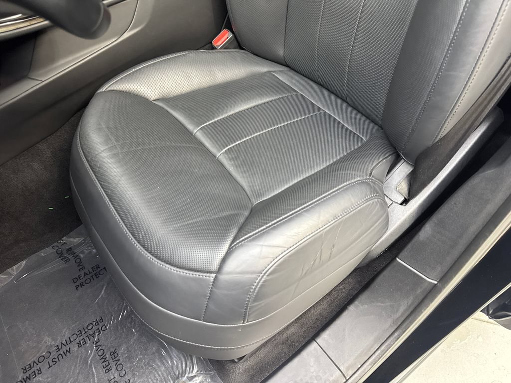 Used 2023 Land Rover Range Rover Sport SE AWD/4WD image 28
