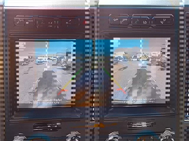 Used 2021 Ford Expedition XLT image 4