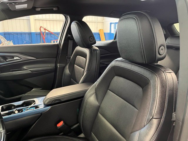 Used 2024 Chevrolet Equinox EV LT w/ LPO, Blackout Package FWD image 24