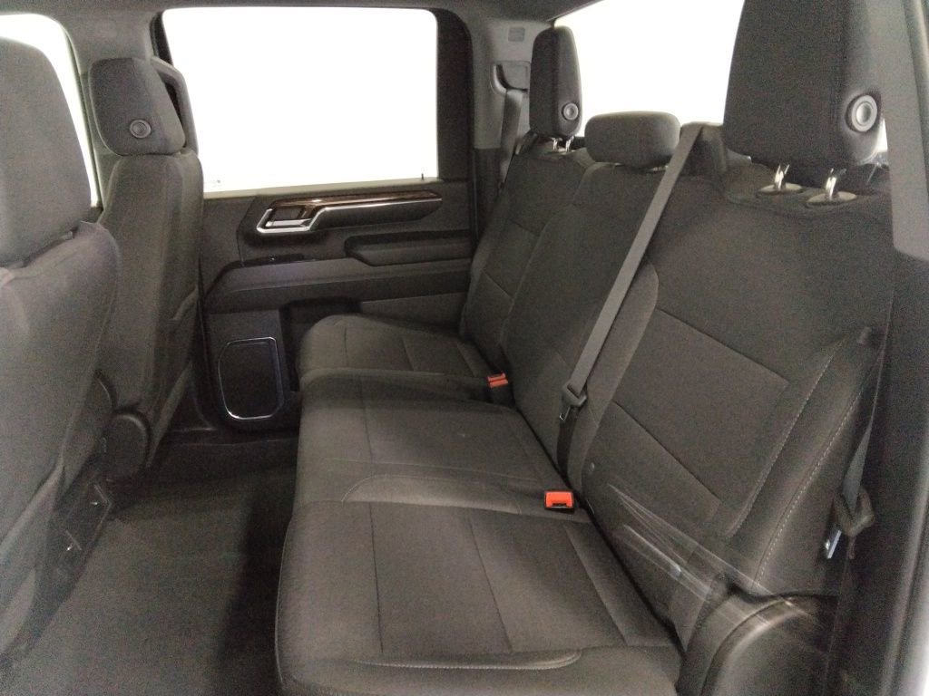 Used 2024 GMC Sierra 2500 SLE image 31