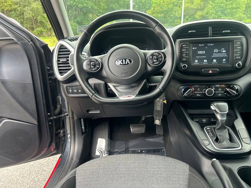 Used 2020 Kia Soul GT-Line FWD image 13