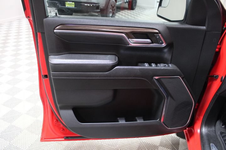 Used 2022 Chevrolet Silverado 1500 LT AWD/4WD image 15