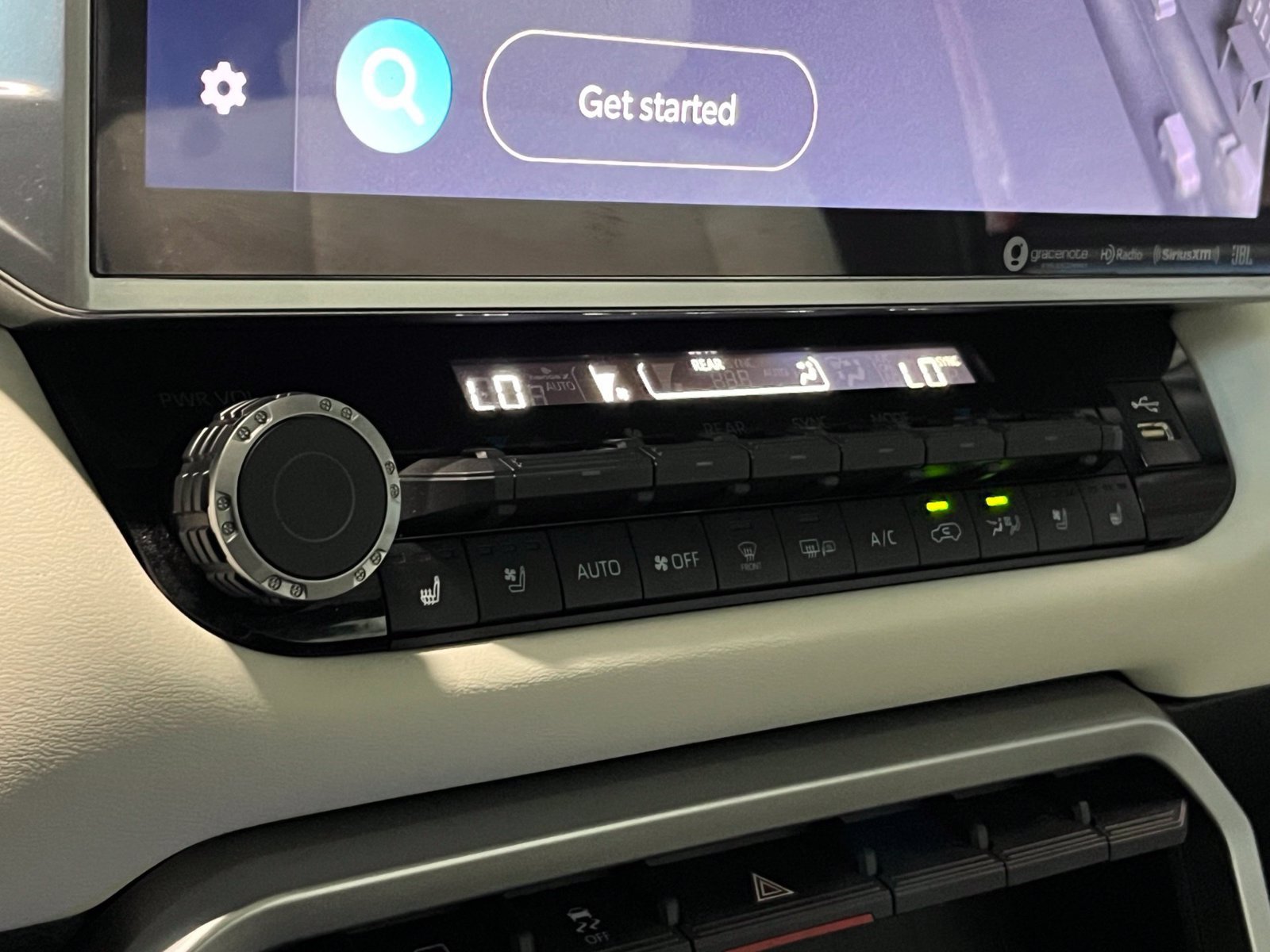 Used 2023 Toyota Sequoia Capstone AWD/4WD image 26