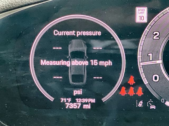 Used 2024 Porsche Panamera 4 image 4