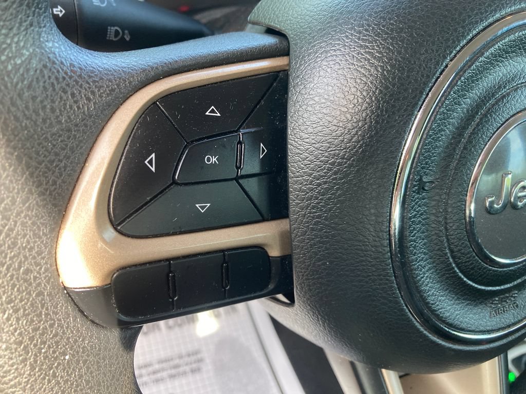 Used 2017 Jeep Renegade Sport w/ Power & Air Group FWD image 36