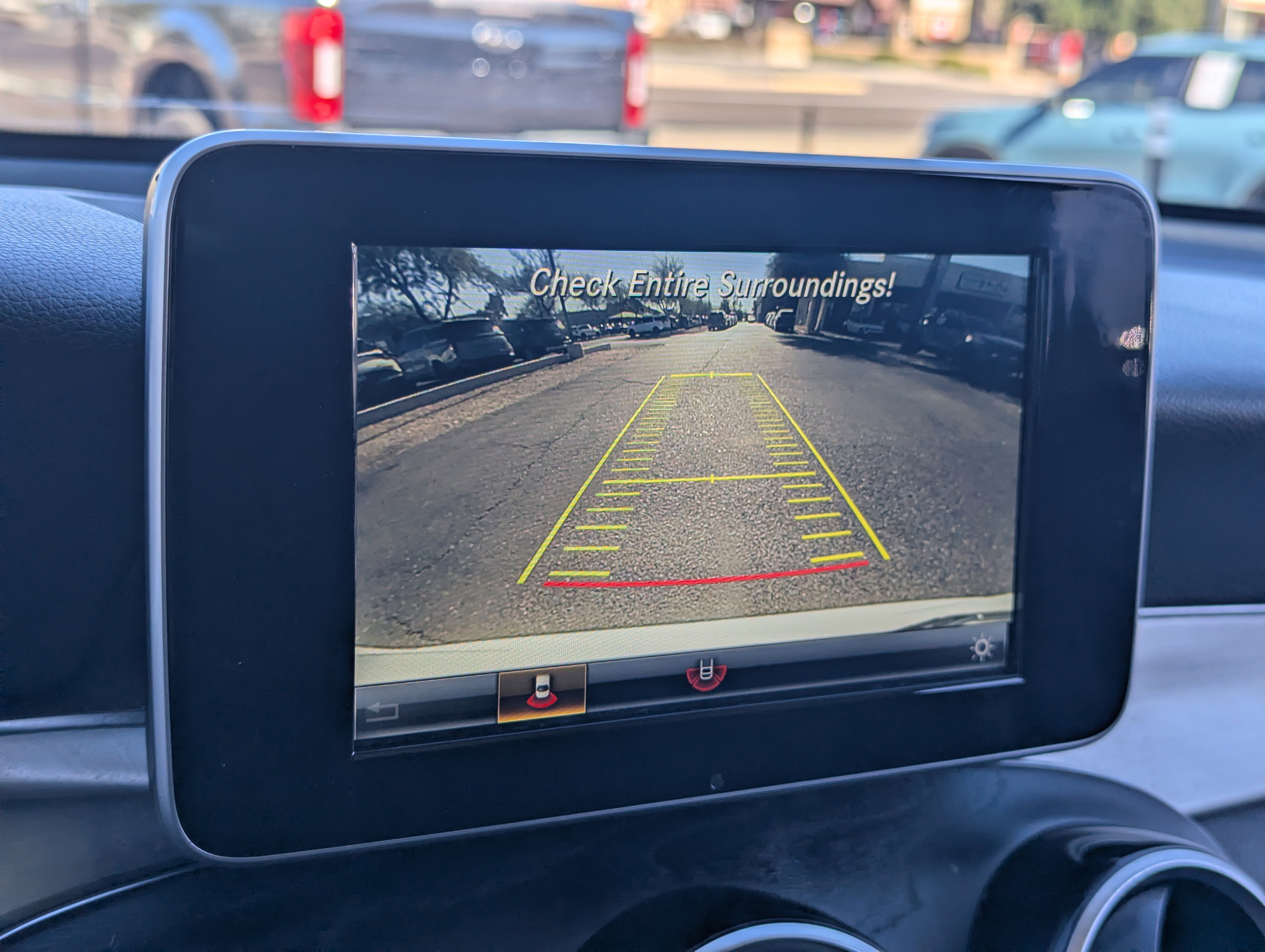 Used 2019 Mercedes-Benz GLC 300 GLC 300 image 25