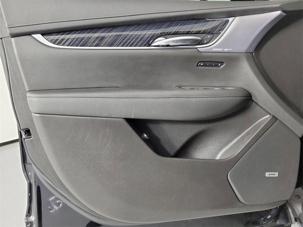 Certified 2023 Cadillac XT6 Premium Luxury image 20