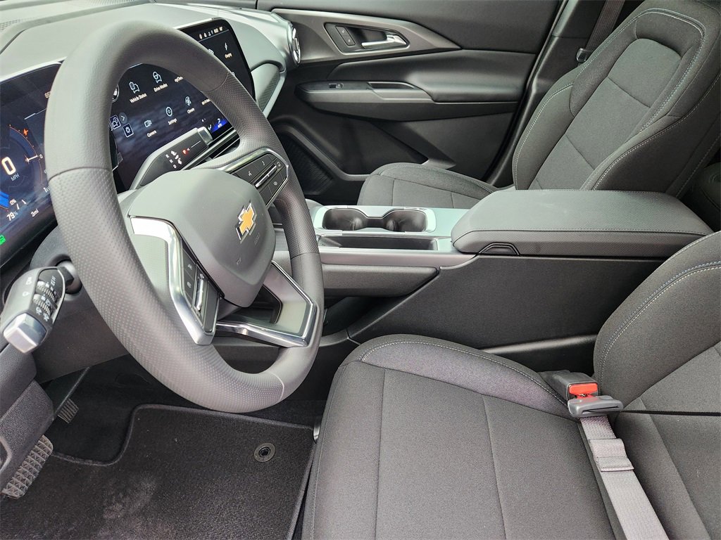 New 2026 Chevrolet Equinox EV LT image 9