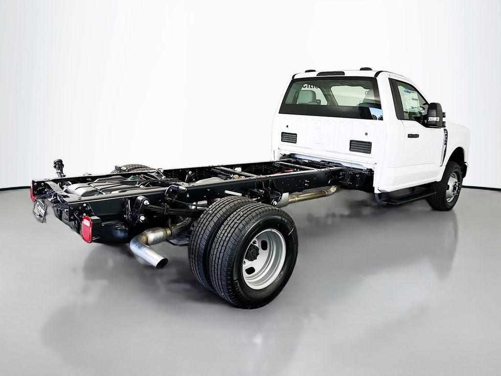 New 2025 Ford F350 XL w/ XL Chrome Package image 14