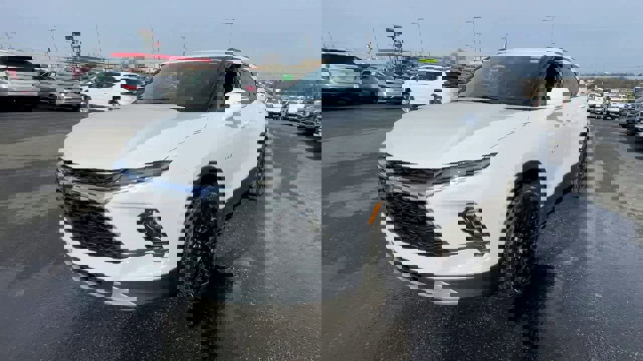 Certified 2024 Chevrolet Blazer LT w/ LPO, Floor Liner Package image 5