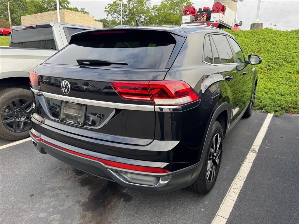 Used 2022 Volkswagen Atlas Cross Sport SE FWD image 5