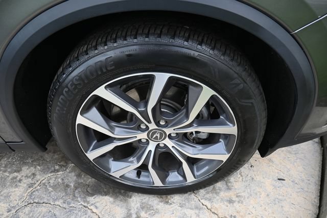 Used 2023 Acura MDX w/ Technology Package AWD/4WD image 11