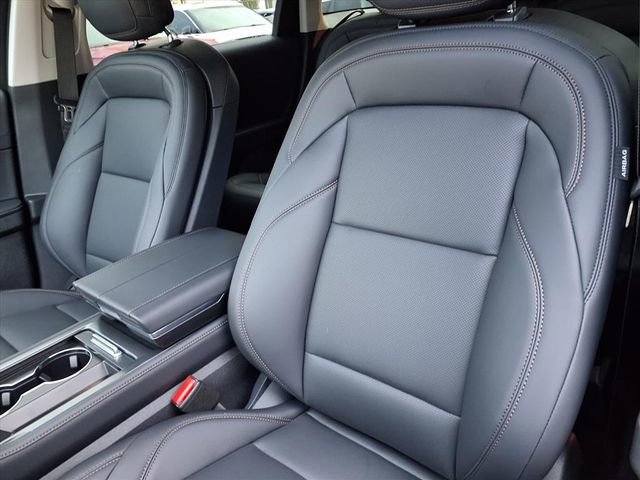 New 2026 Lincoln Nautilus Premier image 8