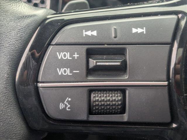 Used 2022 Honda Civic Touring image 11