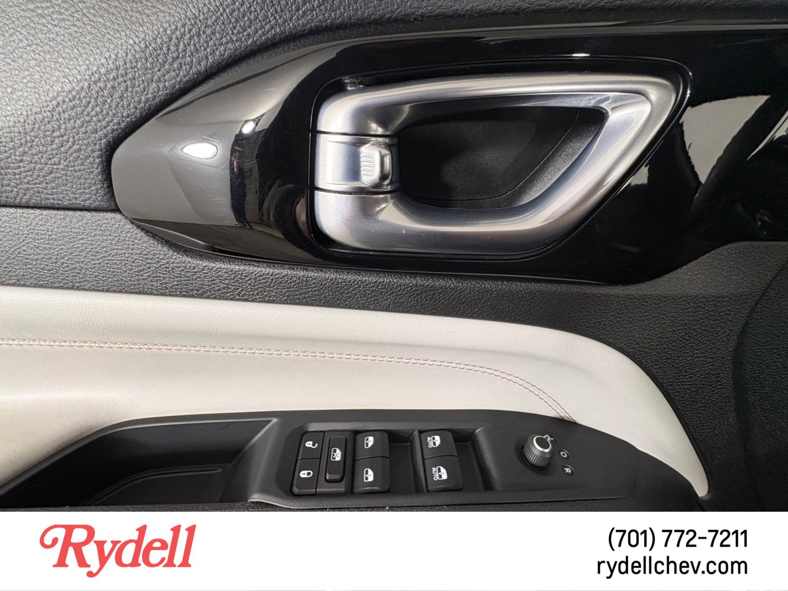 Used 2023 Jeep Compass Limited image 11