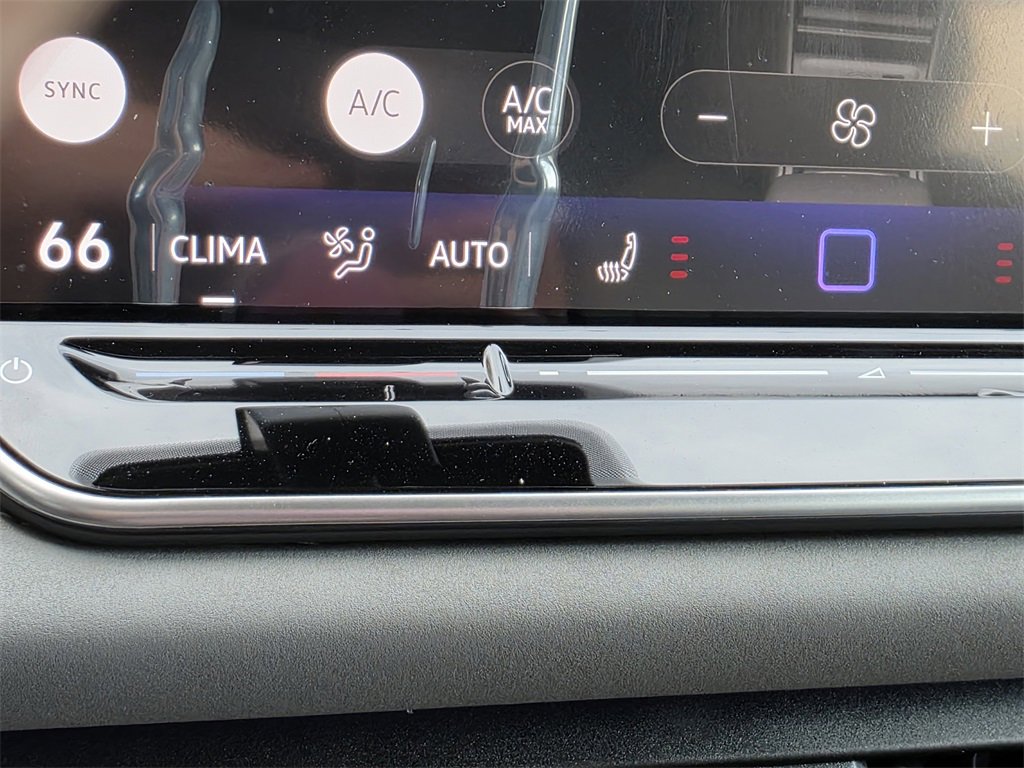 New 2026 Volkswagen Tiguan SE R-Line image 14