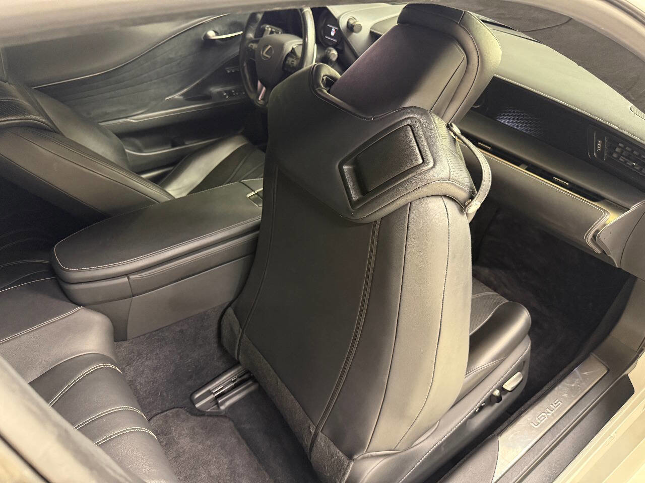 Used 2018 Lexus LC 500 Coupe w/ Touring Package image 35