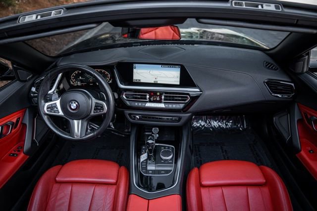 Used 2023 BMW Z4 sDrive30i w/ Shadowloine Package image 23