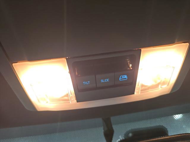 Used 2013 Ford F150 Platinum image 24