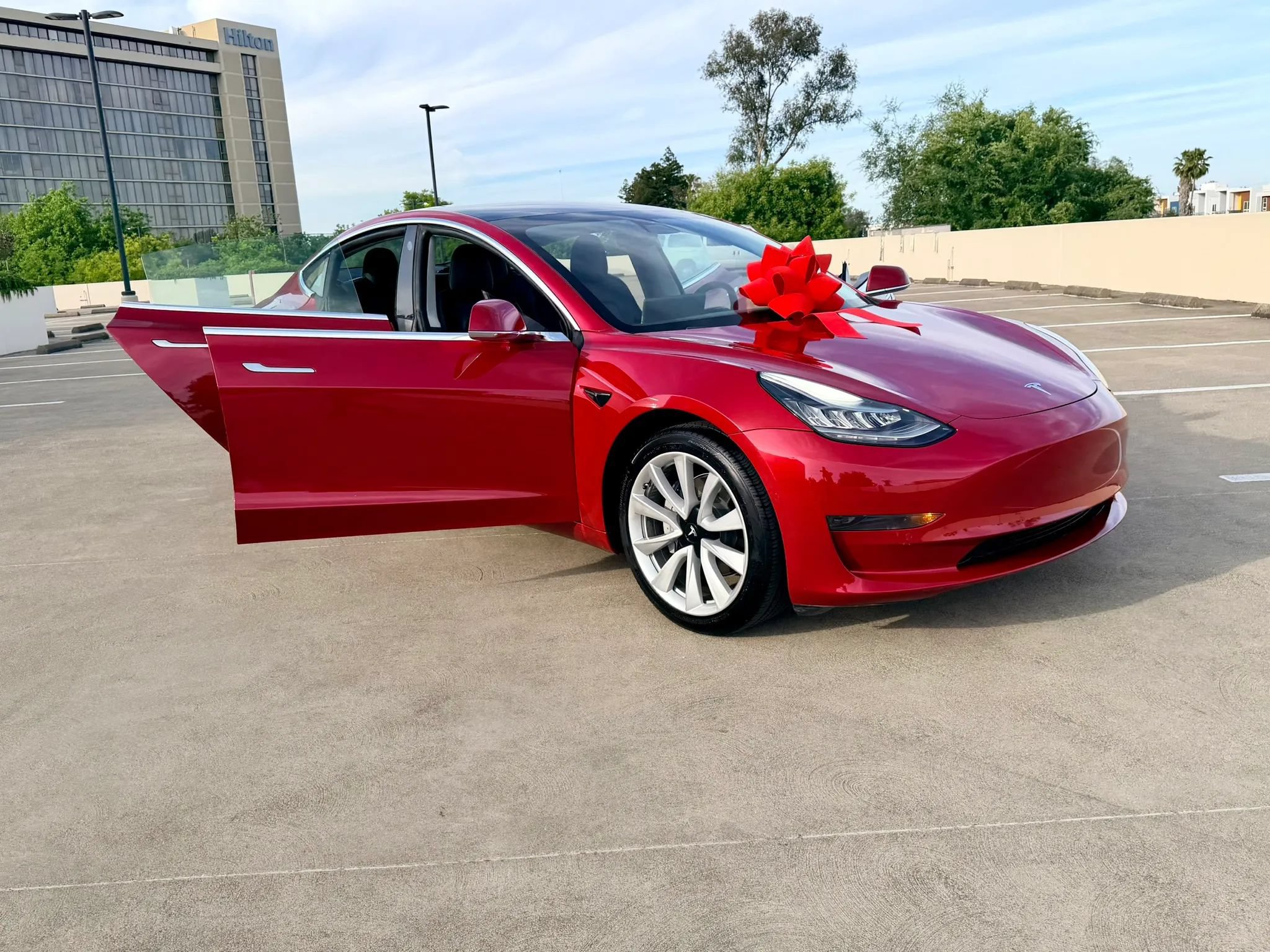 Used 2020 Tesla Model 3 Standard Range Plus RWD image 40