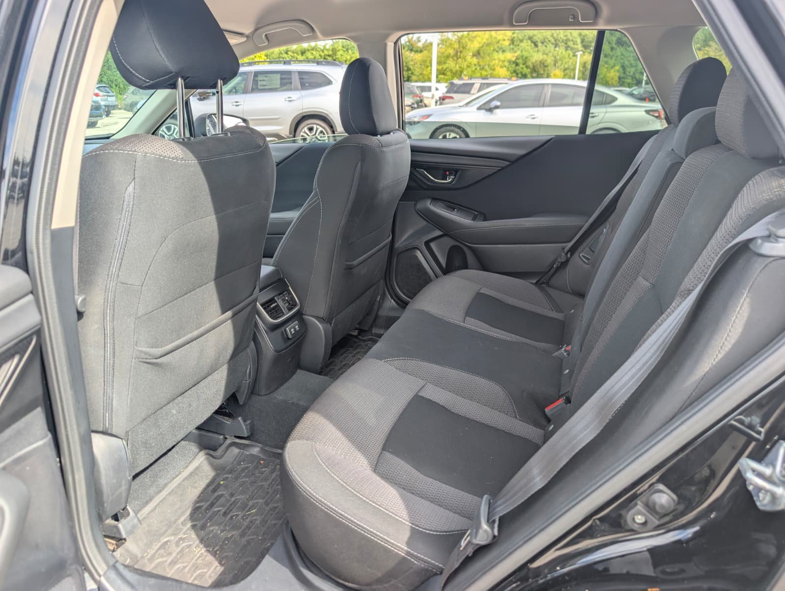 Used 2022 Subaru Outback Premium AWD/4WD image 25